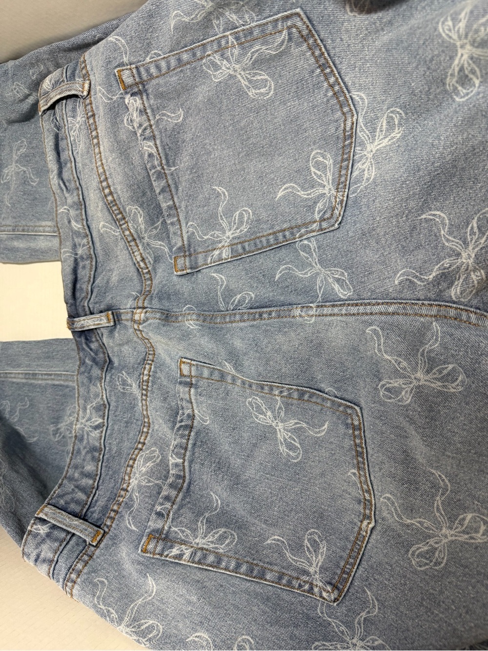 Womens/JumiorsLight Blue Patterned Denim Jeans